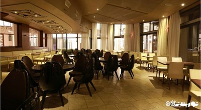 رستوران گلف کلاب مدیترانه ای شهر آنتالیا 